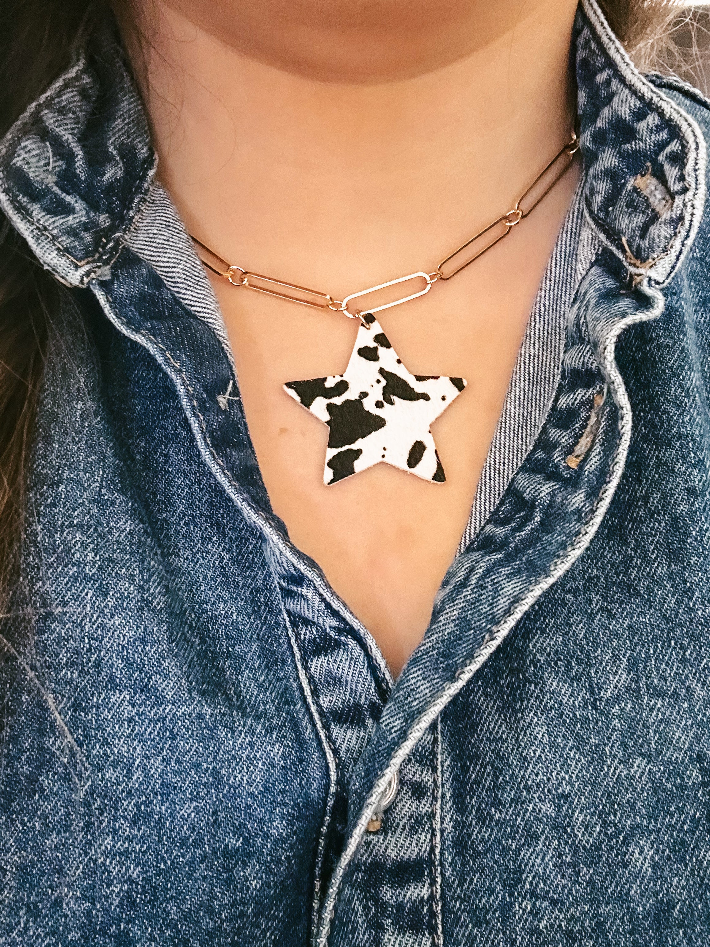 Cowhide Star paperclip chain necklace