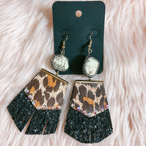 Leopard black glitter fringe earrings