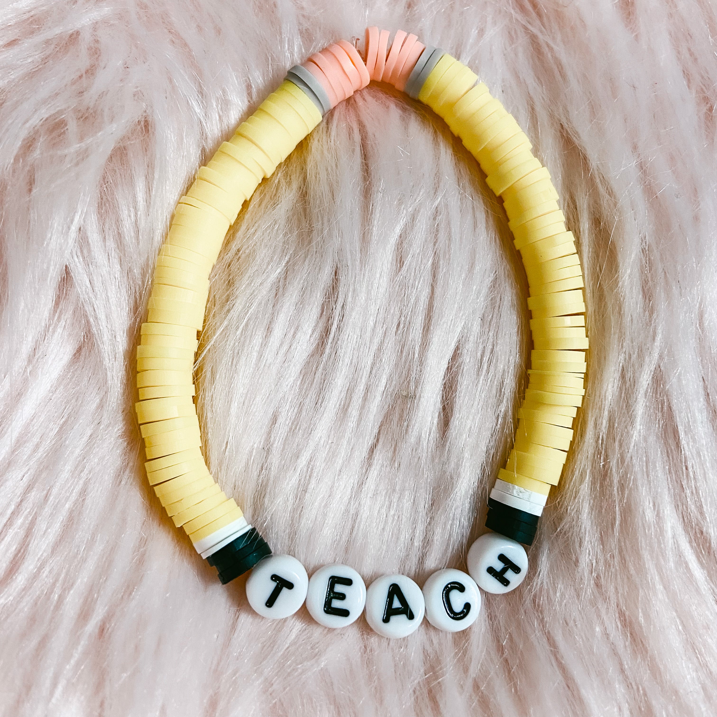 Teach bracelet